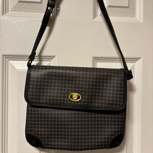 Liz Claiborne Black and Gold Checkered Handbag